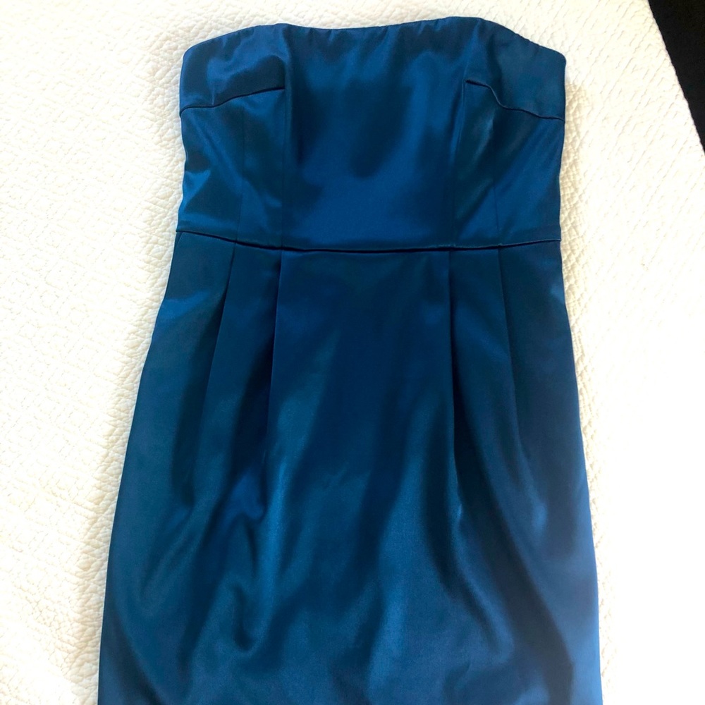 Express Studio Dress - Picture 4 of 6